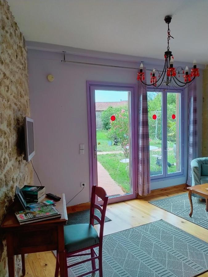 La Cadournaise Bed and Breakfast Saint-Seurin-de-Cadourne Exteriör bild